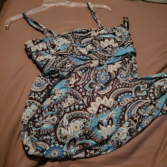 New Direction Spaghetti Strap Maxi Dress - Picture 5 of 8